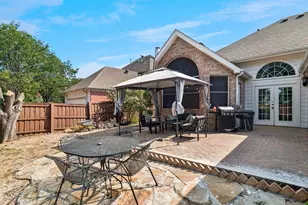 305 Andre Dr, Irving, TX 75063 - Photo 28