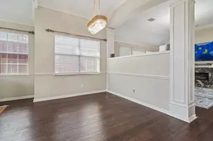 305 Andre Dr, Irving, TX 75063 - Photo 8