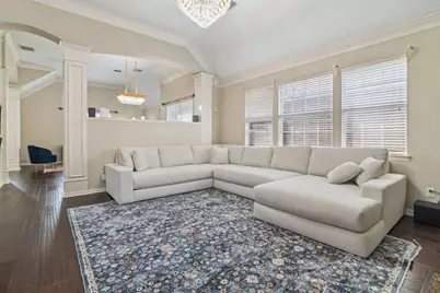 305 Andre Drive, Irving, TX 75063 - Photo 10