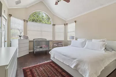 305 Andre Drive, Irving, TX 75063 - Photo 18