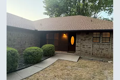 1058 E Jefferson Street, Van Alstyne, TX 75495 - Photo 1