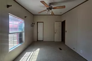 3003 Hilltop Rd, Granbury, TX 76048 - Photo 6