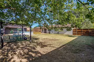 2102 SE 10th St, Mineral Wells, TX 76067 - Photo 36