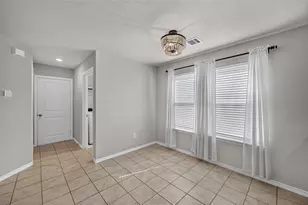 1518 Illinois Ave, Lancaster, TX 75134 - Photo 10