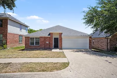 2640 Pioneer Bluffs Road, Balch Springs, TX 75181 - Photo 2