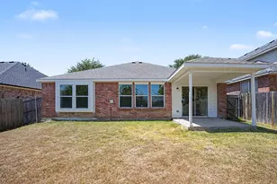 2640 Pioneer Bluffs Rd, Balch Springs, TX 75181 - Photo 16