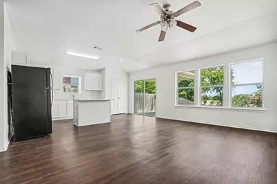 2640 Pioneer Bluffs Road, Balch Springs, TX 75181 - Photo 4
