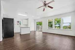 2640 Pioneer Bluffs Rd, Balch Springs, TX 75181 - Photo 4