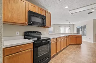 5233 Blue Cir, Haltom City, TX 76137 - Photo 6