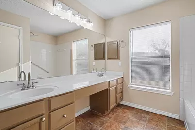 5233 Blue Circle, Haltom City, TX 76137 - Photo 8