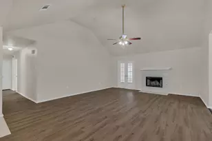 2140 Teal Ct, Lewisville, TX 75077 - Photo 8