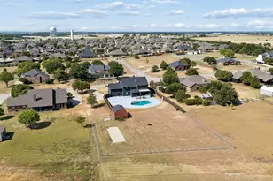 1122 Redbud St, Celina, TX 75009 - Photo 2