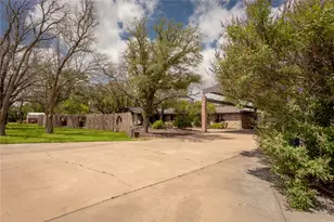 712 Squaw Creek Rd, Willow Park, TX 76087 - Photo 38