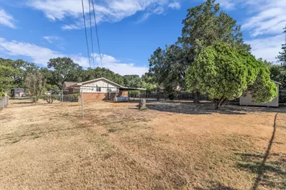 206 Randy Drive, Woodway, TX 76712 - Photo 32