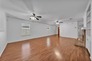1341 Haley Ln, Burleson, TX 76028 - Photo 2