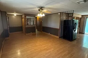 425 N 3rd St, Buffalo Gap, TX 79508 - Photo 4