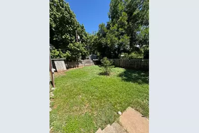 425 N 3rd Street, Buffalo Gap, TX 79508 - Photo 24