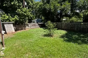 425 N 3rd St, Buffalo Gap, TX 79508 - Photo 24