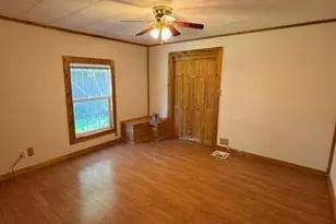 425 N 3rd St, Buffalo Gap, TX 79508 - Photo 18
