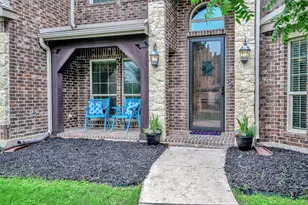 6001 Lacebark Elm Dr, Fort Worth, TX 76123 - Photo 2