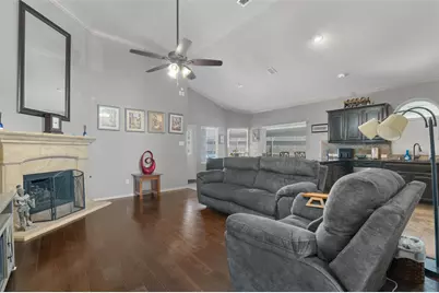 5813 Longmont Drive, Denton, TX 76208 - Photo 4