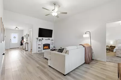 916 American Flyer Boulevard, Fort Worth, TX 76108 - Photo 8