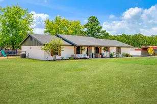 19 County Rd 43040, Powderly, TX 75473 - Photo 2