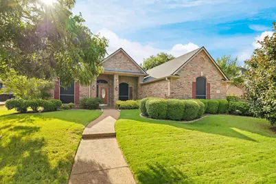 1602 Oak Ridge Drive, Corinth, TX 76210 - Photo 2