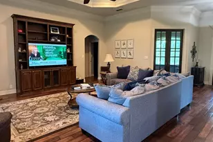 2371 Country Club Road W, Longview, TX 75602 - Photo 6