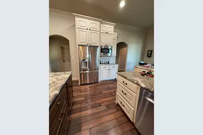 2371 Country Club Road W, Longview, TX 75602 - Photo 4