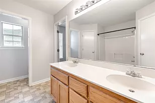 5003 Canton St, Greenville, TX 75402 - Photo 14