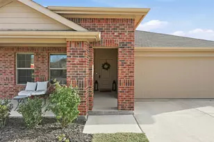613 Whitecomb Ln, Justin, TX 76247 - Photo 28