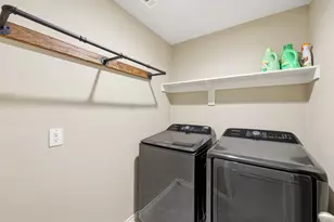 613 Whitecomb Ln, Justin, TX 76247 - Photo 24