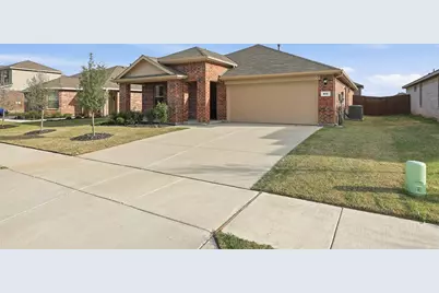 613 Whitecomb Lane, Justin, TX 76247 - Photo 2
