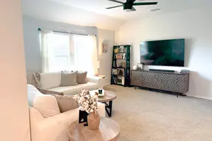 613 Whitecomb Ln, Justin, TX 76247 - Photo 8