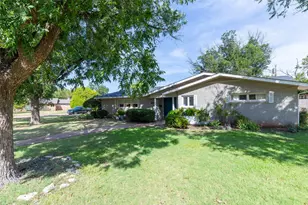 1801 Sylvan Dr, Abilene, TX 79605 - Photo 2