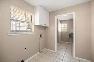 330 Reed Rd, Granbury, TX 76049 - Photo 12