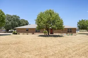 330 Reed Rd, Granbury, TX 76049 - Photo 2