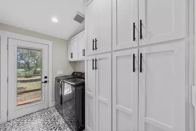 400 W Morgan Street, Denison, TX 75020 - Photo 26