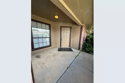 4501 Mizzenmast Court, Fort Worth, TX 76135 - Photo 2