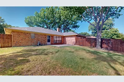 1543 Glenhill Lane, Lewisville, TX 75077 - Photo 32