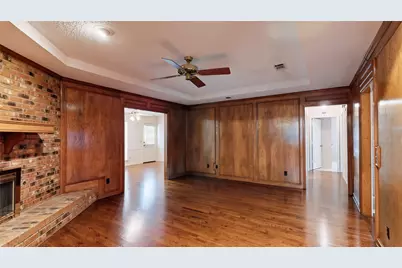1543 Glenhill Lane, Lewisville, TX 75077 - Photo 4