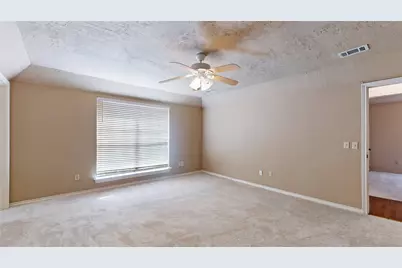 1543 Glenhill Lane, Lewisville, TX 75077 - Photo 16
