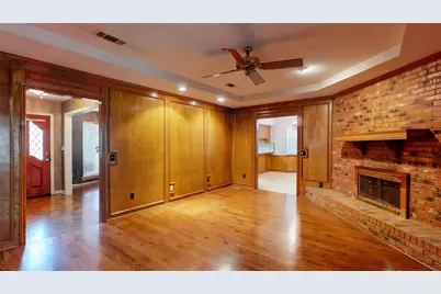 1543 Glenhill Lane, Lewisville, TX 75077 - Photo 2