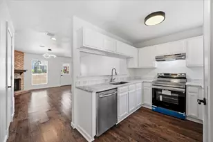41 Abbey Rd, Euless, TX 76039 - Photo 6