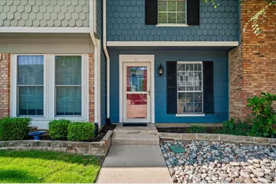41 Abbey Road, Euless, TX 76039 - Photo 2