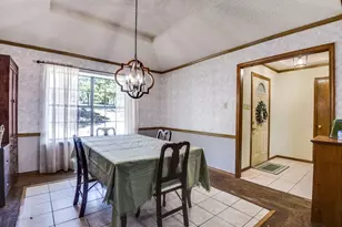1090 Bells Chapel Rd, Pecan Hill, TX 75165 - Photo 10