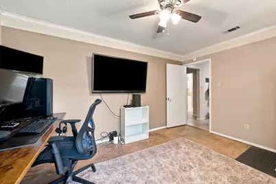 9909 Forest Shadows Drive, Woodway, TX 76712 - Photo 20