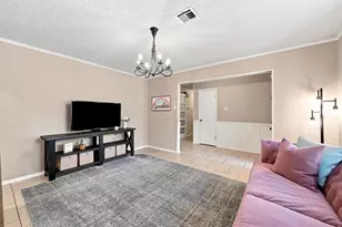 9909 Forest Shadows Dr, Woodway, TX 76712 - Photo 14
