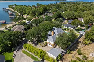 8941 Crest Wood Dr, Fort Worth, TX 76179 - Photo 2